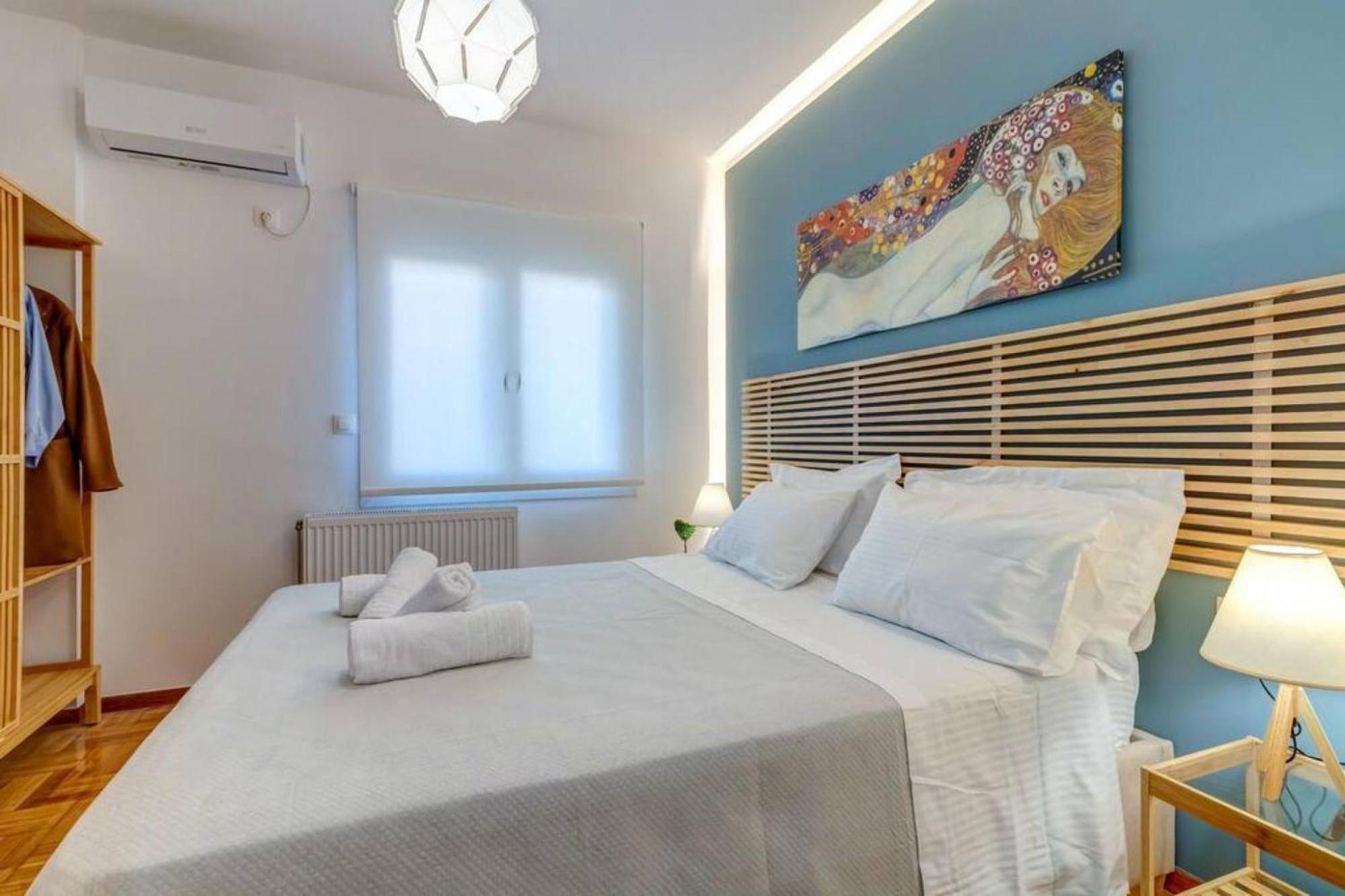 Apartment Koukaki Lux 2bd 1master Ap Next To Acropolis Athens